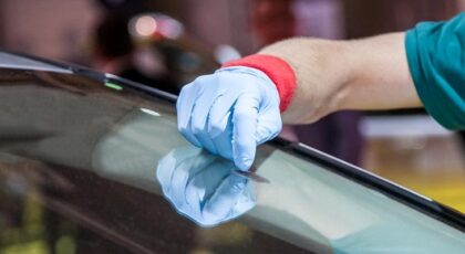 How Much Does It Cost to Reseal a Windshield? (Current Prices)